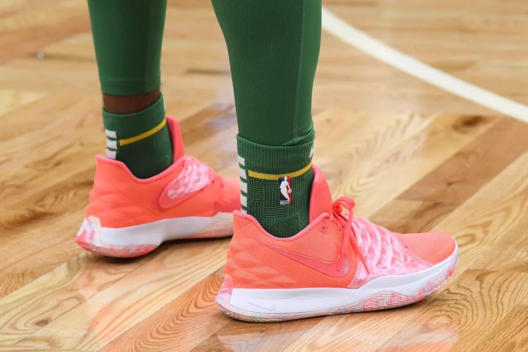 经纪人：我的话完全被断章取义了；孔蒂就像洛博特卡的父亲